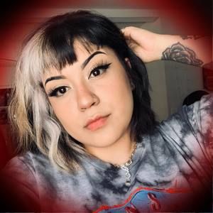 Meet your Posher, Eloisa